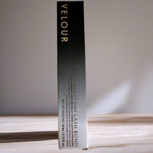 Velour Multi-Day Lash Bond – Long-Wear Lash Adhesive for At-Home Extensions